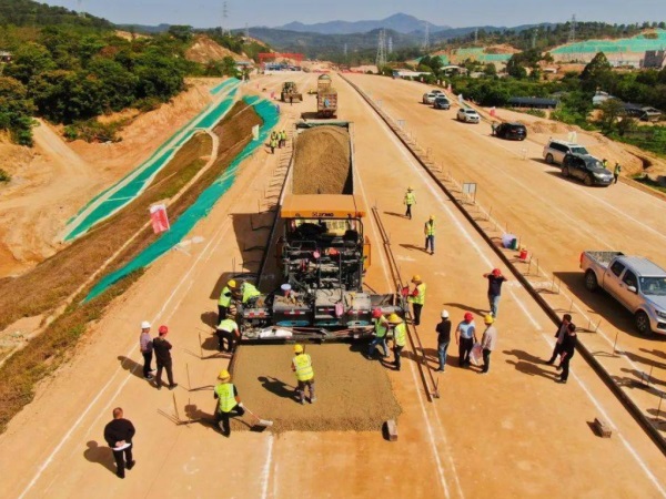 黄南高速公路